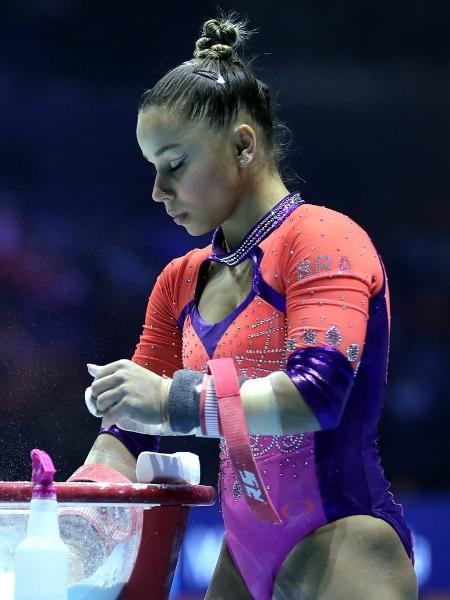 Flávia Saraiva sente lesão no Mundial de Ginástica - Ricardo Bufolin/CBG