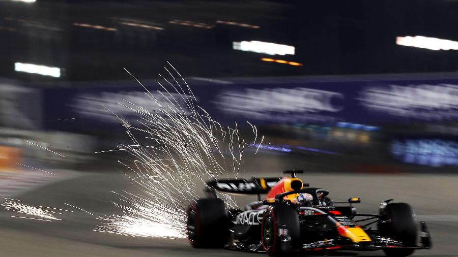 Max Verstappen durante a sessão classificatória para o GP do Bahrein, abertura da F1 - Peter Fox/Getty Images