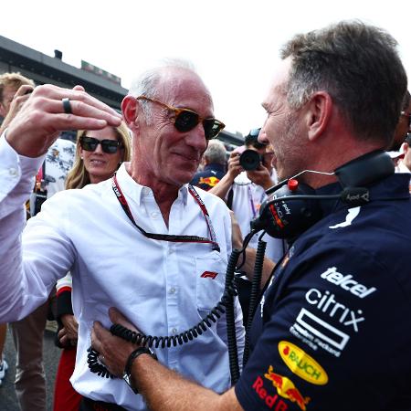 Greg Maffei, CEO da Liberty, com Christian Horner, da Red Bull, no grid do GP do México de 2022  - Mark Thompson/Getty Images