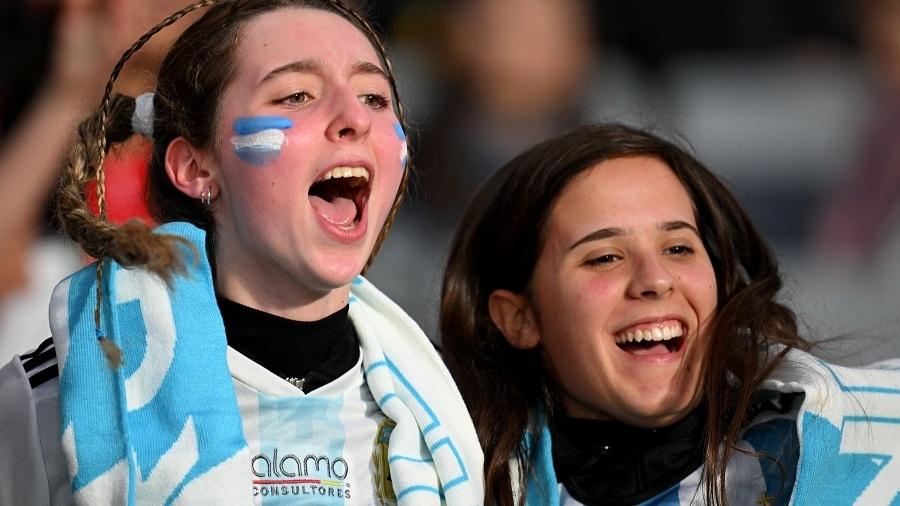 Argentinas cantam na estreia da Copa do Mundo Feminina