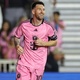 Messi dá 5 assistências, Suárez marca três e ex-Corinthians faz golaços