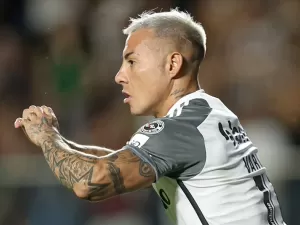 Vargas entra, marca duas vezes e Atlético-MG arranca empate contra Flu