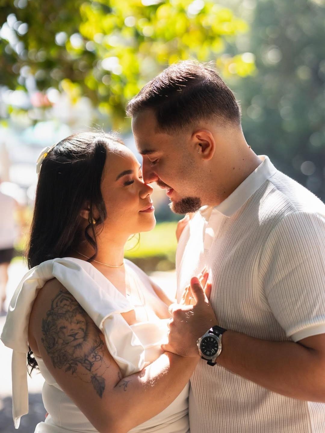 Narayane e João celebraram seu casamento no horário da estreia do Brasil na Copa - undefined