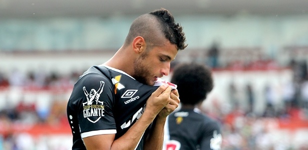 Guilherme Costa se emociona com primeiro gol pelo profissional do Vasco - Paulo Fernandes / Site oficial do Vasco