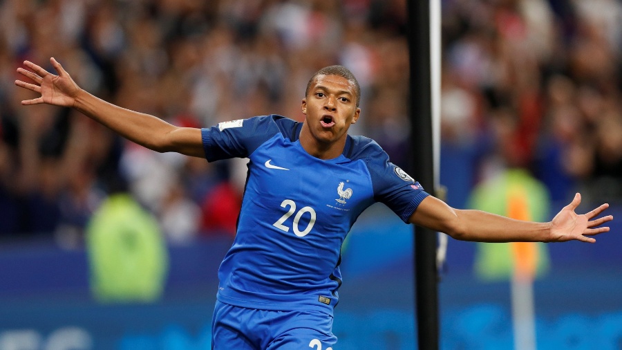 Mbappé comemora seu primeiro gol com a camisa da França - REUTERS/Gonzalo Fuentes