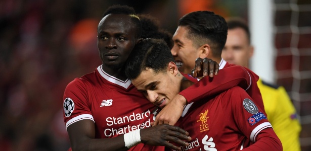 Mané, Coutinho e Firmino receberam a companhia de Salah nesta temporada - Paul Ellis/AFP