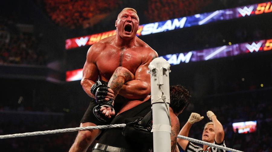 Brock Lesnar é um dos lutadores mais famosos da WWE - JP Yim/Getty Images