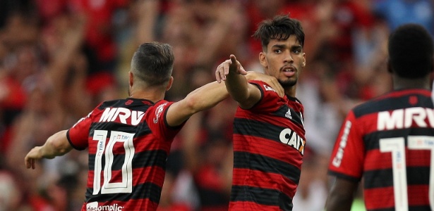 Lucas Paquetá comemora o segundo gol do Flamengo diante do Sport - Buda Mendes/Getty Images - Buda Mendes/Getty Images