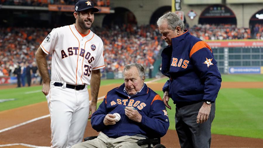 David J. Phillip/Getty Images