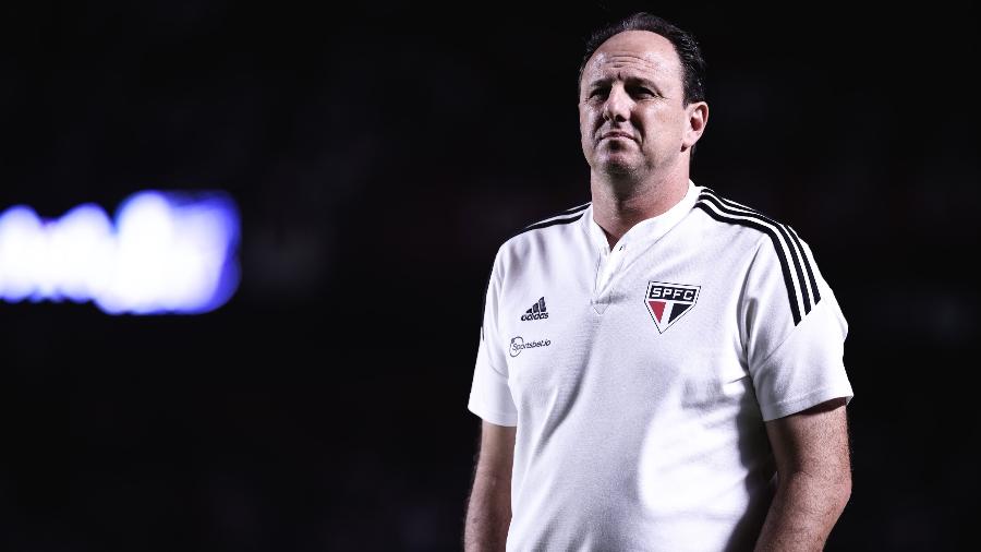 Rogério Ceni comanda o São Paulo contra o Ceará, pela Sul-Americana - Ettore Chiereguini/AGIF