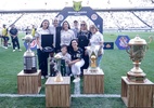 Fábio Santos recebe homenagem do Corinthians em despedida: 