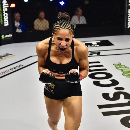 Jaqueline Amorim, lutadora brasileira do UFC - Divulgação/@LFAfighting