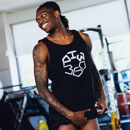 Rafael Leão, atacante do Milan, na academia PTW 360 - Reprodução/Instagram