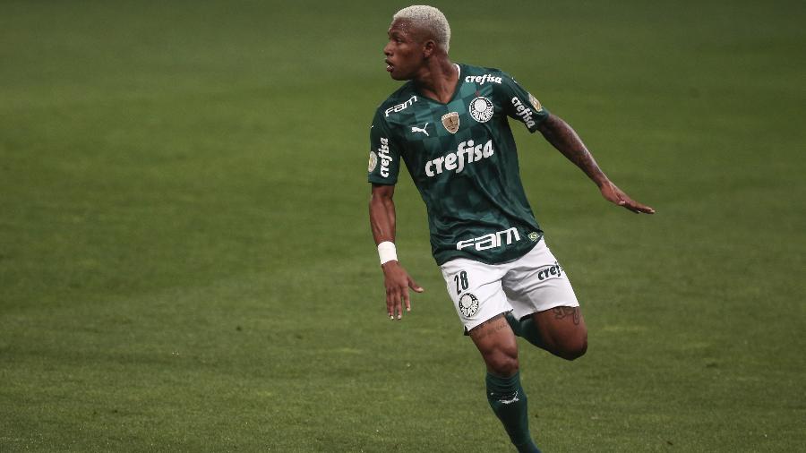 Danilo jogador do Palmeiras durante partida contra o Corinthians - Ettore Chiereguini/Ettore Chiereguini/AGIF