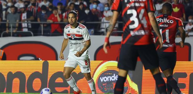 Futuro de Benítez permanece desconocido en el SPFC;  la serpiente ceni está mejorando