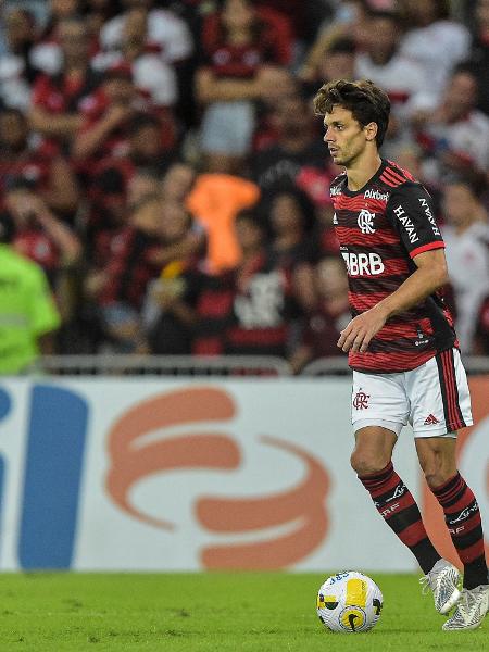 Rodrigo Caio, jogador do Flamengo, durante partida contra o Goiás no Maracanã pelo campeonato Brasileiro A 2022.  - Thiago Ribeiro/AGIF