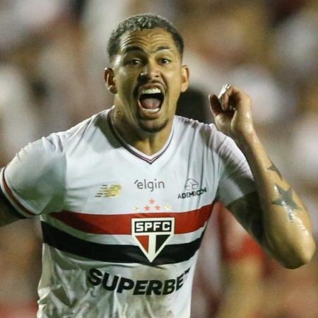 Luciano comemora gol em vitória do São Paulo na Copa do Brasil - Marlon Costa/AGIF