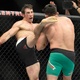 Ex-UFC Tim Kennedy leva tr&ecirc;s tiros em emboscada no Congo