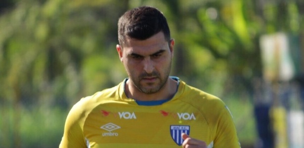 Goleiro Rubinho treina pelo seu novo clube, o Avaí - Leandro Boeira/Avaí F.C.