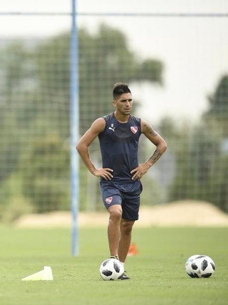 Leandro Fernández, jogador do Independiente, chega ao Internacional - @leafernandez11/Twitter