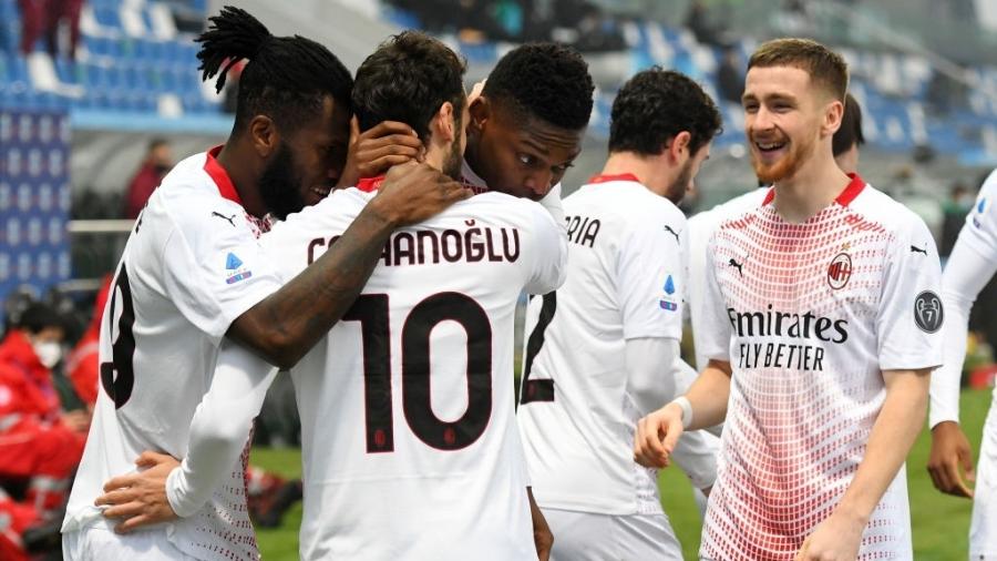 Time rubro-negro contou com gol de Rafael Leão logo aos 6s no jogo contra o Sassuolo - Alessandro Sabattini/Getty Images
