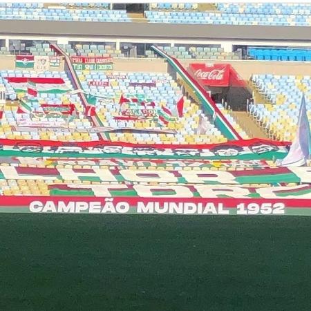 Fluminense: faixa "campeão mundial 1952" no Maracanã