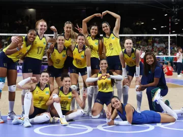 Brasil mantém 100% no vôlei feminino e pega a Rep. Dominicana nas quartas