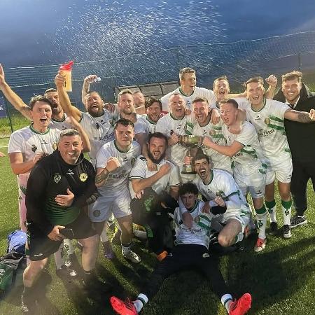 McGregor foi campeão amador na Irlanda com o Black Forge FC