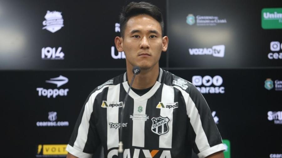 Meia sul-coreano Chico foi contratado pelo Ceará no começo da atual temporada - Divulgação/Ceará