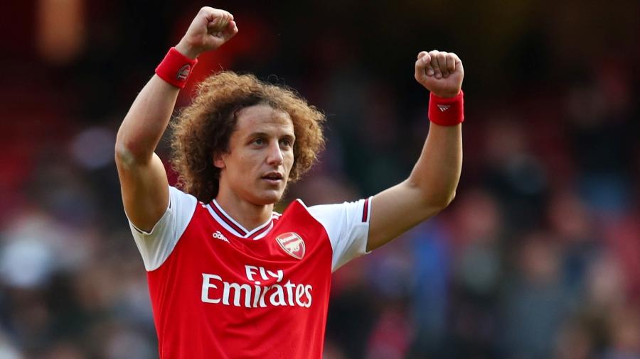 Arsenal vence com gol de David Luiz e assume a terceira posição do Inglês - REUTERS/Eddie Keogh 