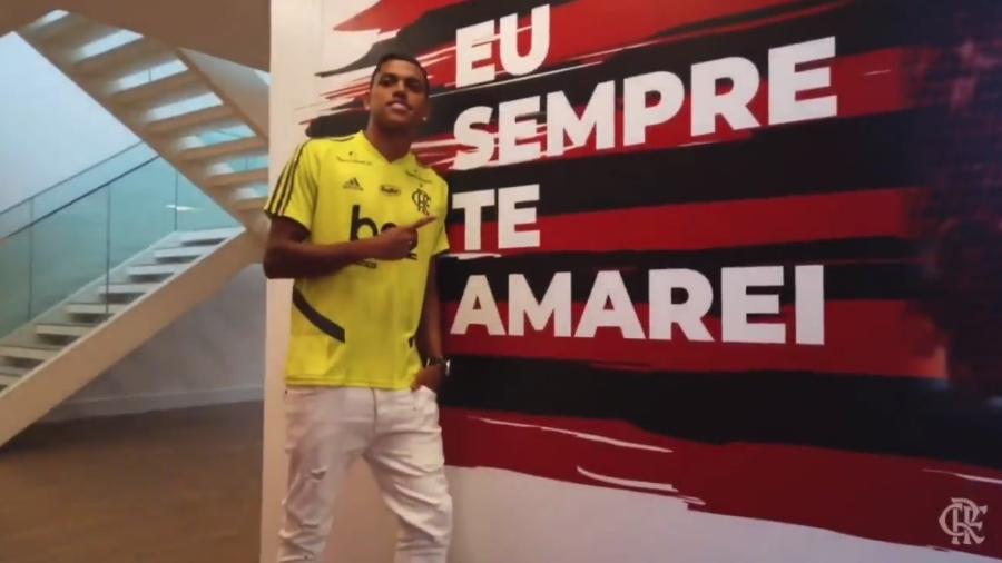 Atacante Pedro Rocha se apresenta ao Flamengo - Reprodução / Twitter
