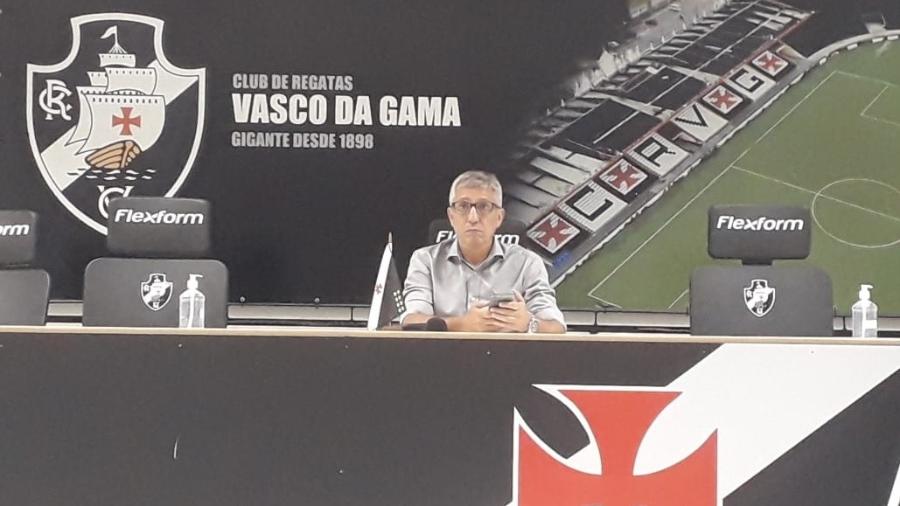 Alexandre Campello em coletiva no Vasco da Gama - Alexandre Araújo/UOL Esporte