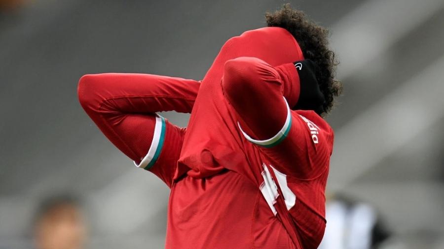Mohamed Salah lamenta chance perdida na partida Newcastle x Liverpool pelo Campeonato Inglês - Peter Powell - Pool/Getty Images