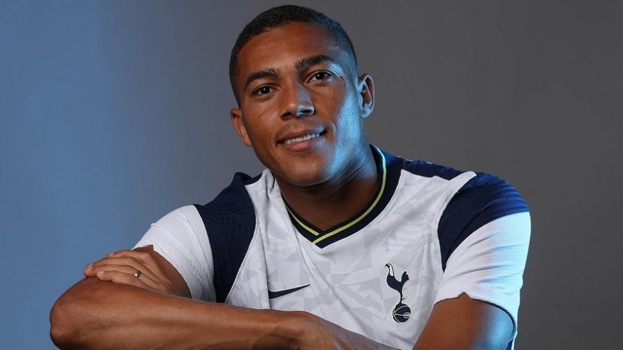 Carlos Vinícius, atacante brasileiro do Tottenham - Divulgação/Tottenham