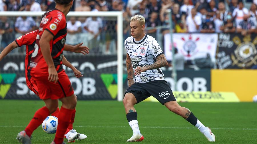 Roger Guedes, do Corinthians durante a partida contra o Athletico-PR, pelo Brasileirão - Marcello Zambrana/AGIF