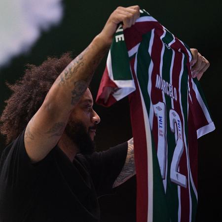 Marcelo é apresentado como jogador do Fluminense - CARL DE SOUZA / AFP