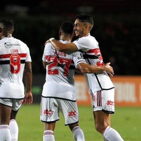 Jogadores do São Paulo comemoram gol contra o Puerto Cabello - Divulgação/São Paulo