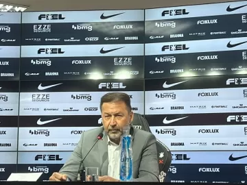 Melo diz que Corinthians já tem propostas por novo patrocinador máster