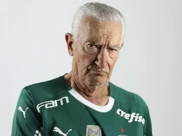 Morre Dudu, ídolo do Palmeiras e craque da Academia, aos 84 anos