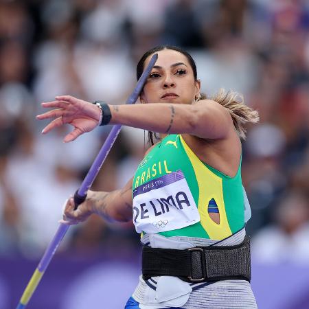 A brasileira Juliene de Lima durante participação da prova do lançamento de dardo nos Jogos de Paris