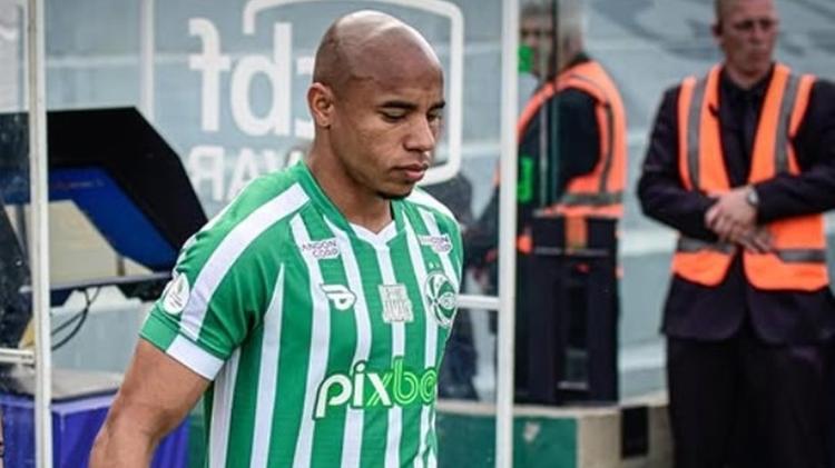 Reginaldo, lateral do Juventude, antes de jogo pelo Brasileirão Reginaldo, lateral do Juventude, antes de jogo pelo Brasileirão
