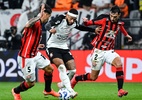 Sob olhar de Ancelotti, Corinthians só empata sem gols com Vitória na Arena - ROBERTO CASIMIRO/FOTOARENA/FOTOARENA/ESTADÃO CONTEÚDO