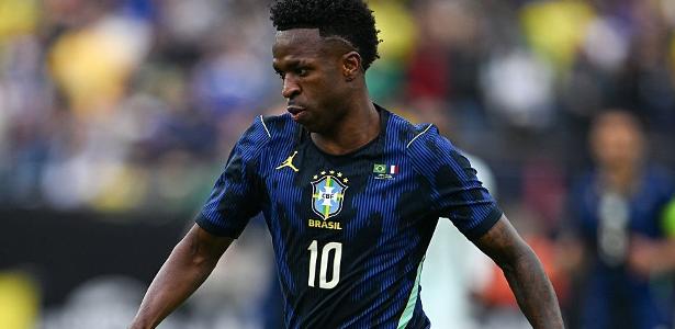 Paulo Vinicius Coelho (PVC): Brasil jogará com meias pretas após 96 anos por coleção de Copa da Nike