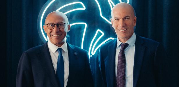 Zidane é anunciado como técnico da França e diz: 'Único cargo que eu queria'
