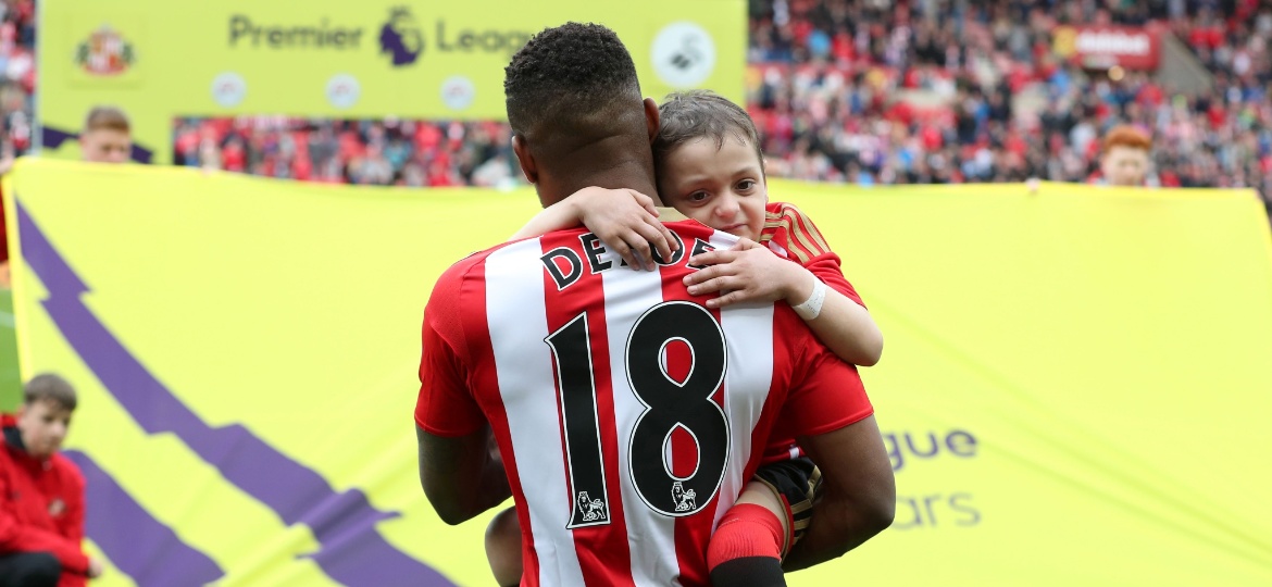 Defoe e o garotinho Bradley Lowery - AFP PHOTO / Scott Heppell