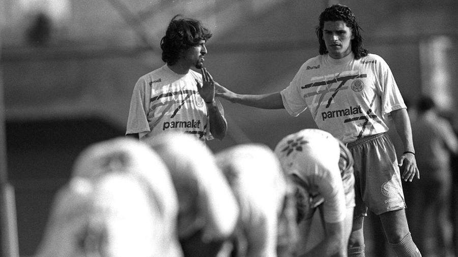 Italiano Marco Osio (à esquerda) com o argentino Alejandro Mancuso em treino do Palmeiras na década de 90 - Folha Imagem