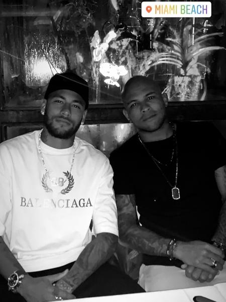 Neymar em jantar com Gabriel - Reprodução/Instagram