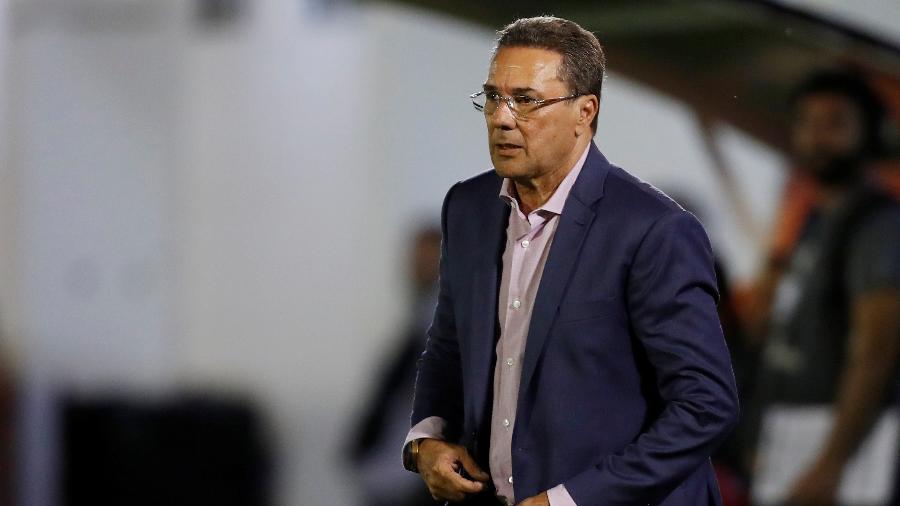 Vanderlei Luxemburgo comanda o Palmeiras contra o Tigre na estreia na Libertadores 2020 - Agustin Marcarian/Reuters
