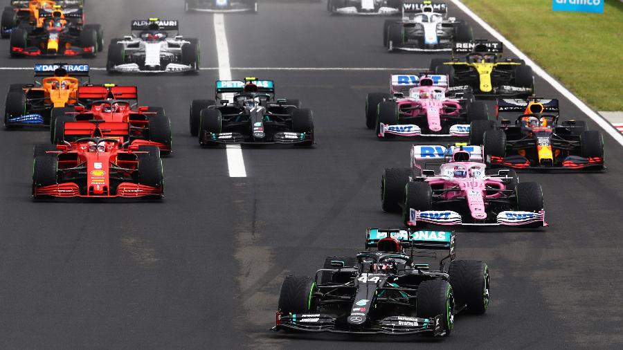 Segundo no grid, finlandês da Mercedes caiu para o sexto lugar na largada - Mark Thompson/Getty Images