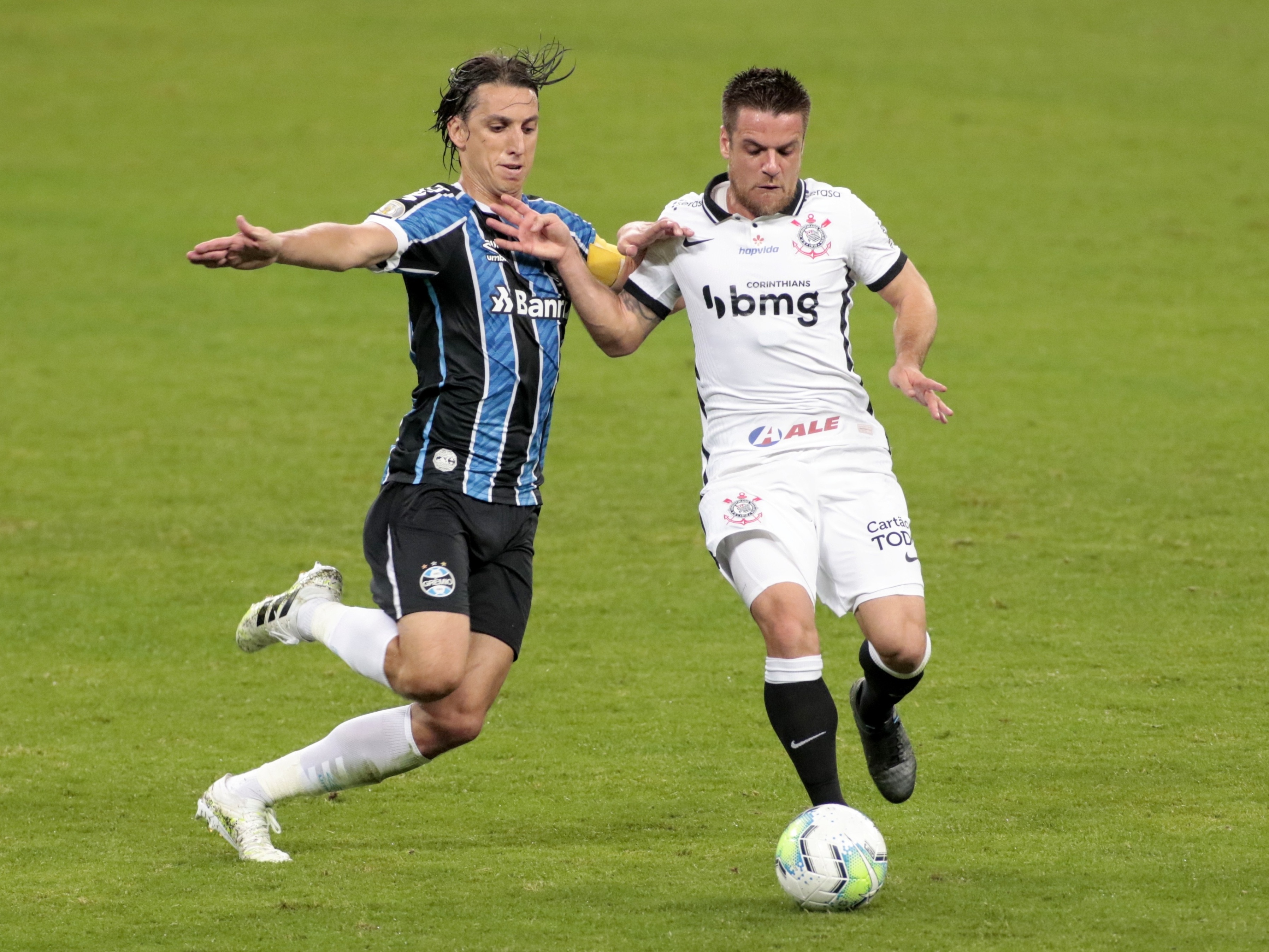 Santos x Flamengo: onde assistir, escalações, desfalques e arbitragem -  27/08/2021 - UOL Esporte